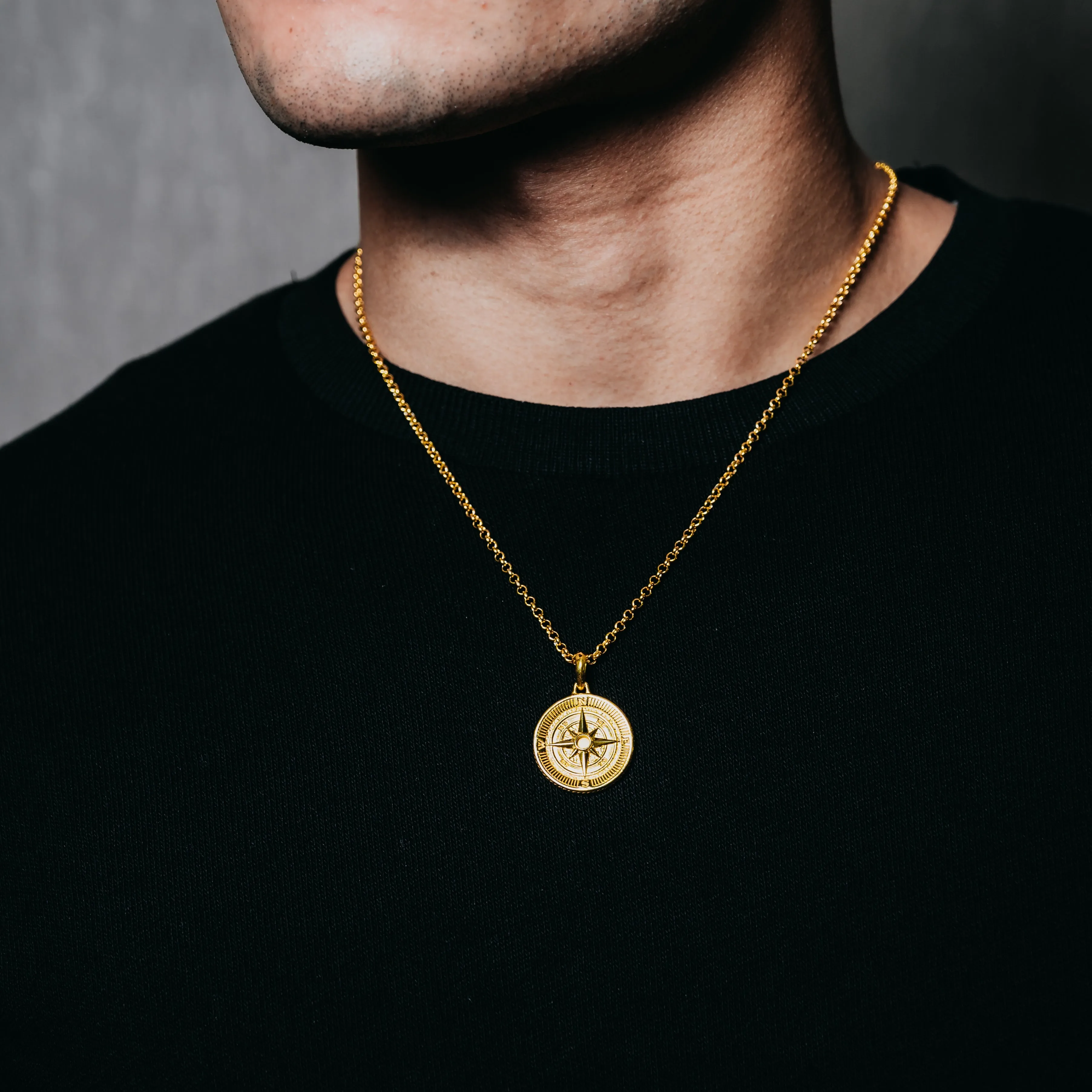 Compass Pendant (Gold)