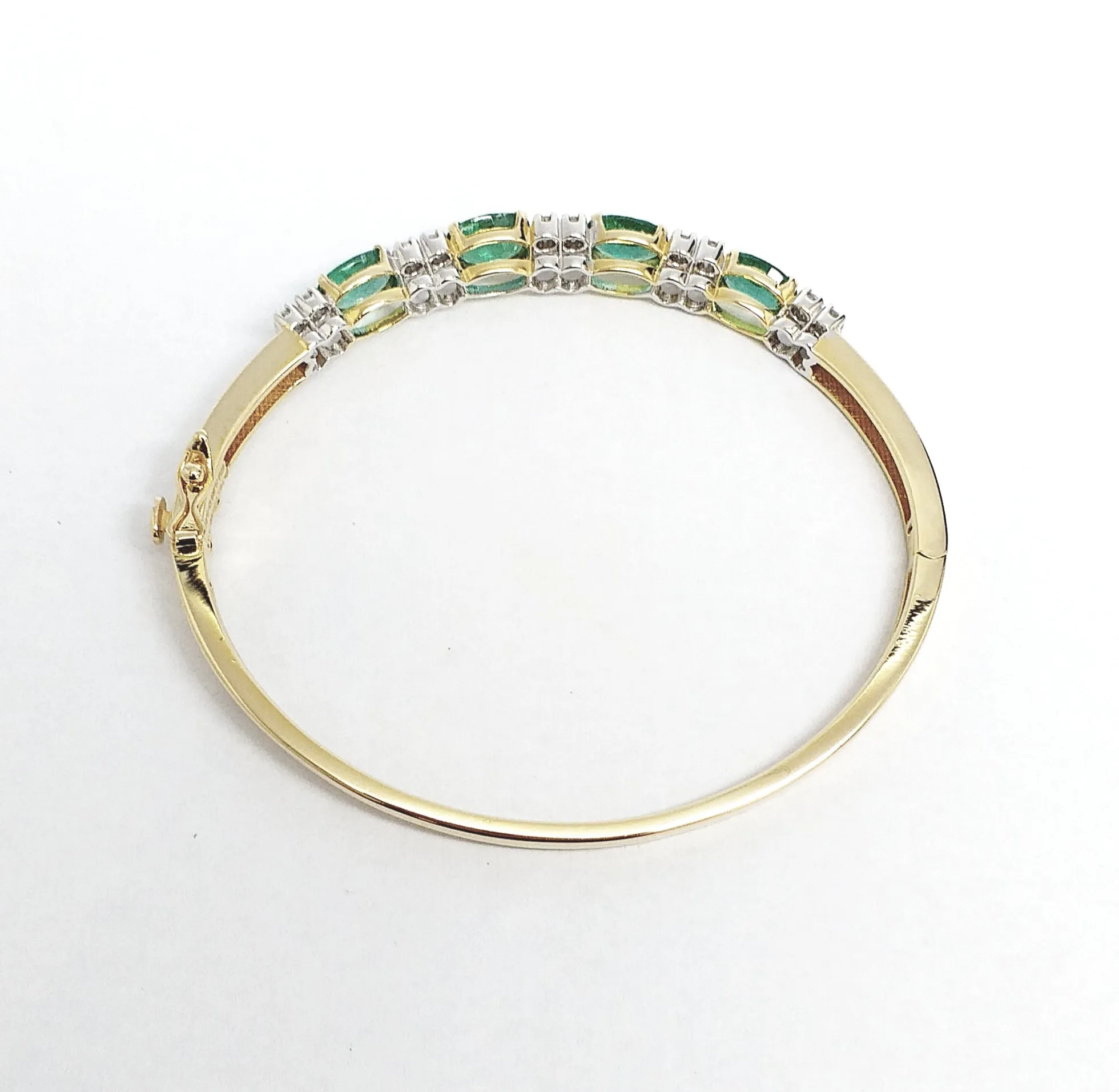 EMERALD & DIAMOND BANGLE