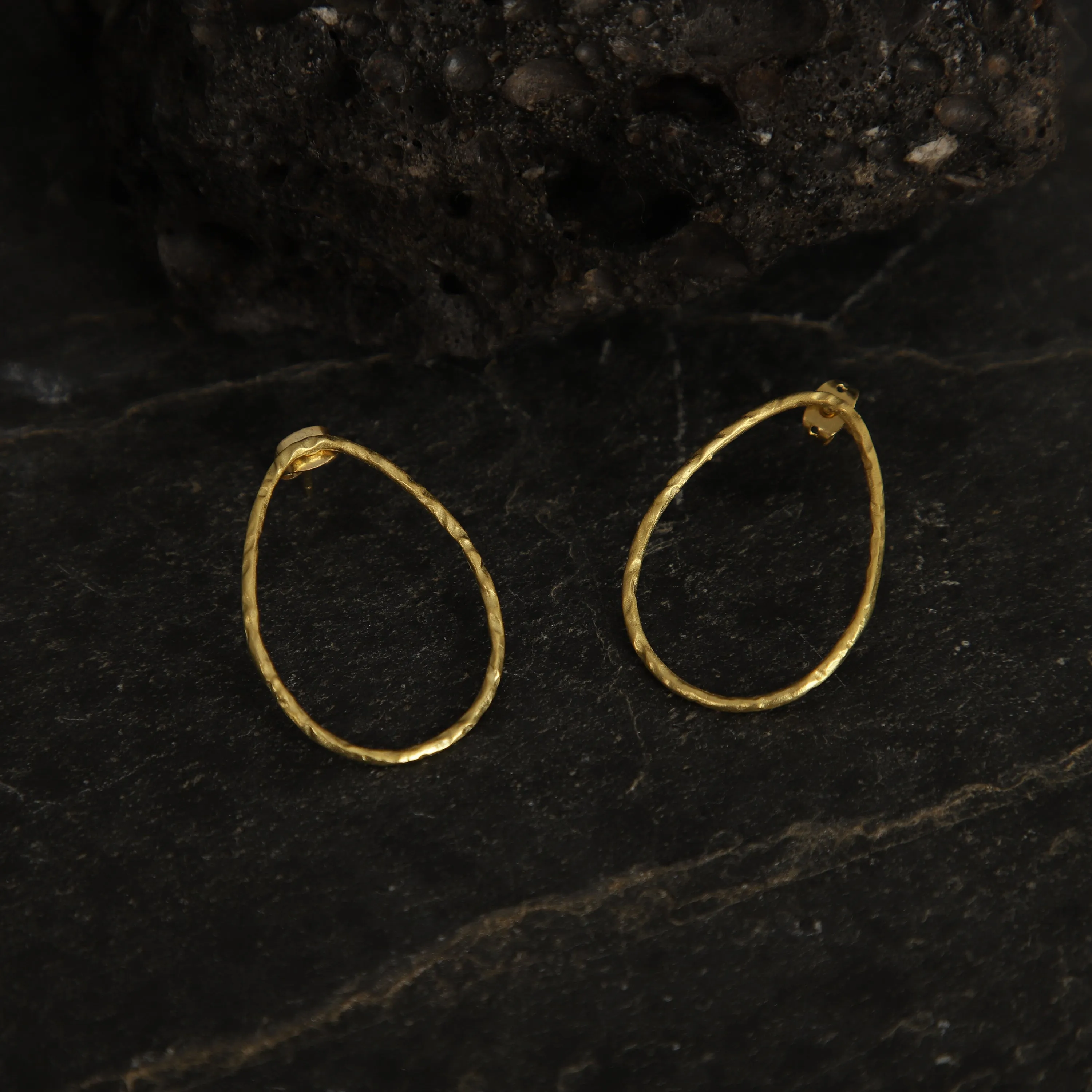 jewelry - berserk - Gold Plated Minimal Teardrop studs